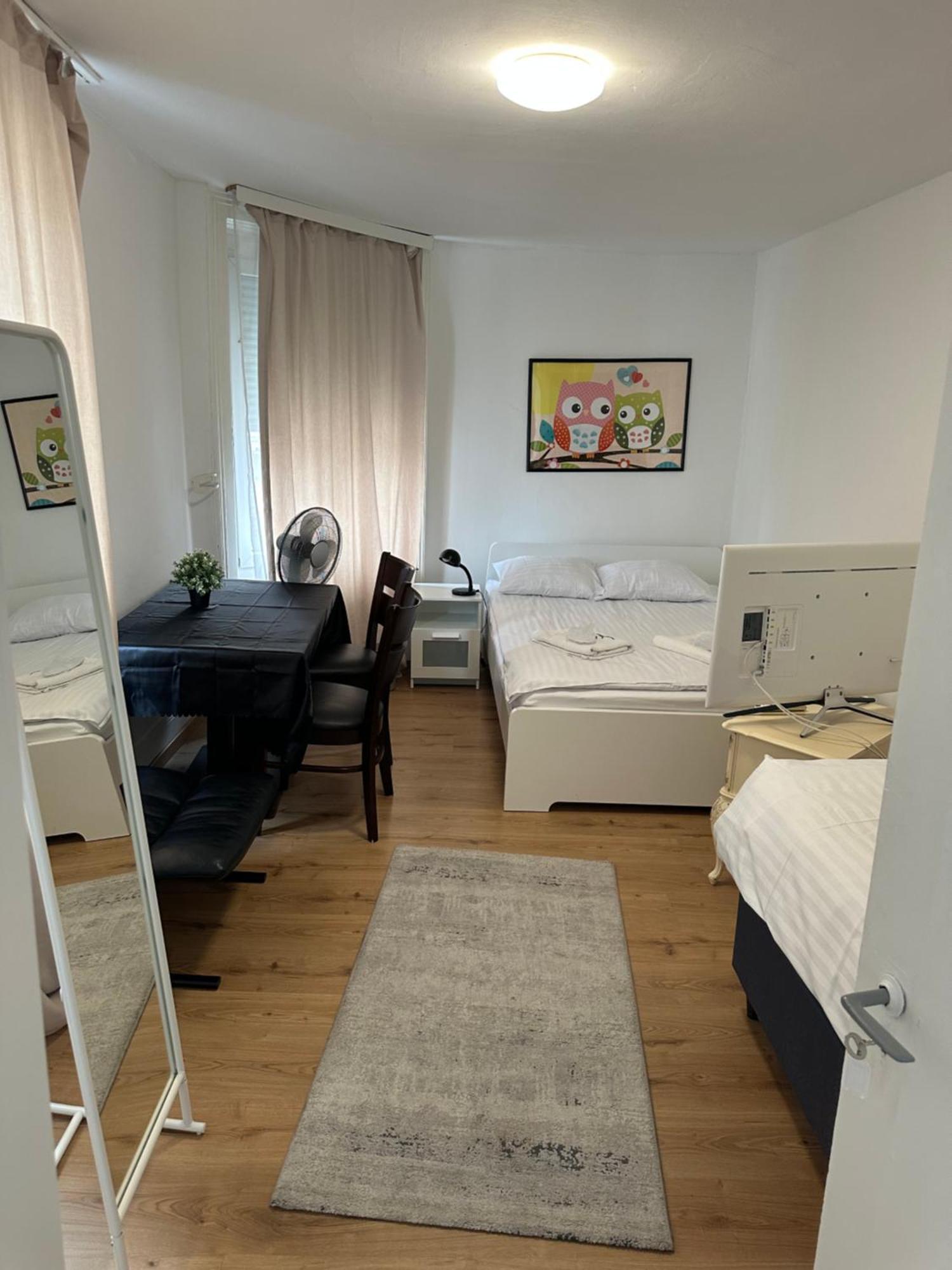 Ntn House Bed & Breakfast Санкт Гален Екстериор снимка